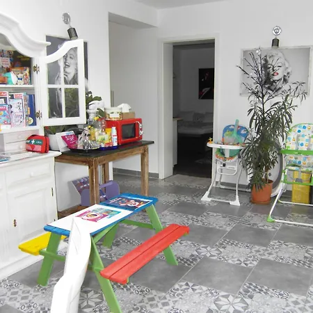 Edina Vendeghaz-Gyenesdias Apartment Exterior photo
