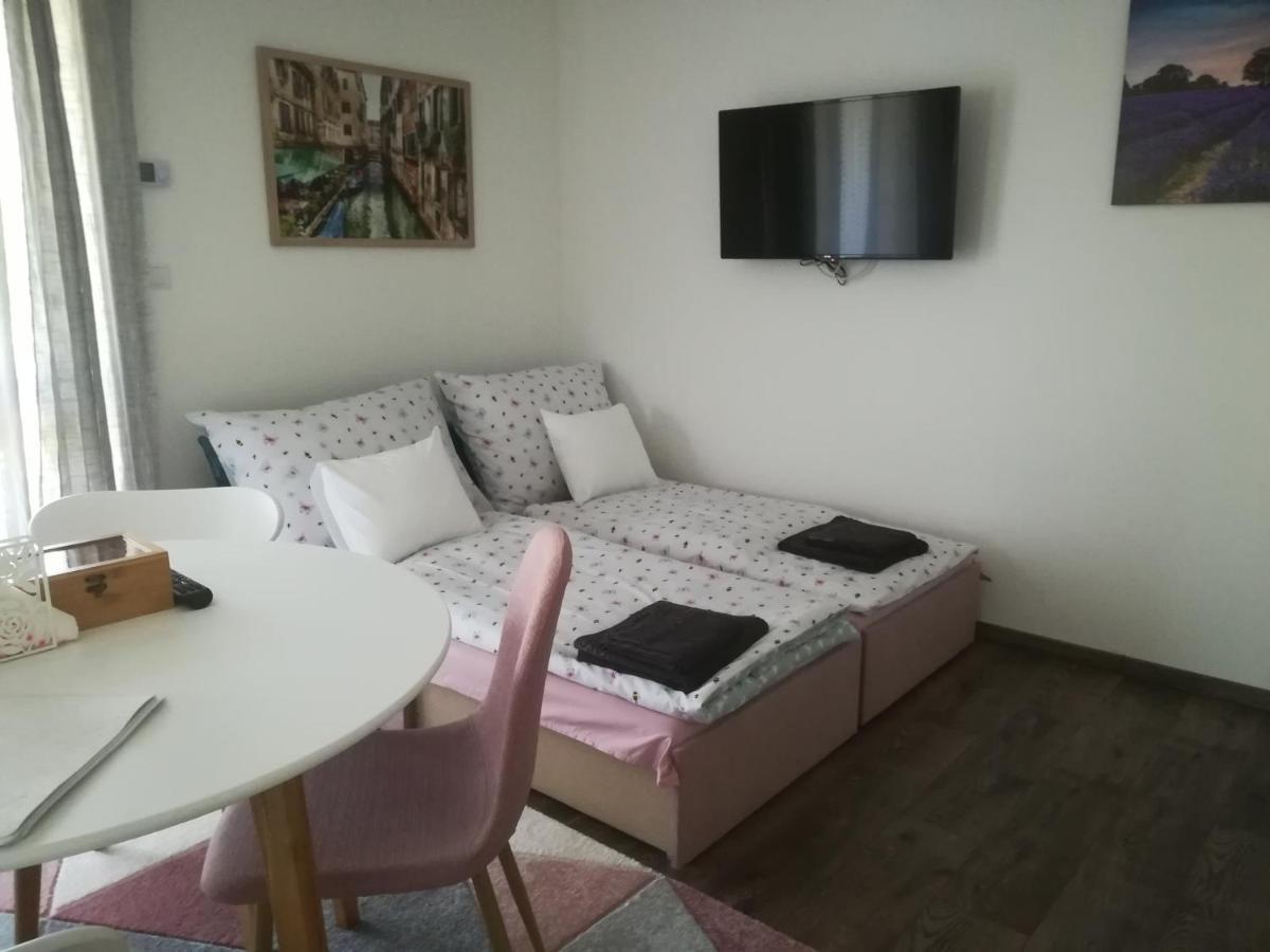 Edina Vendeghaz-gyenesdias Apartment Gyenesdias