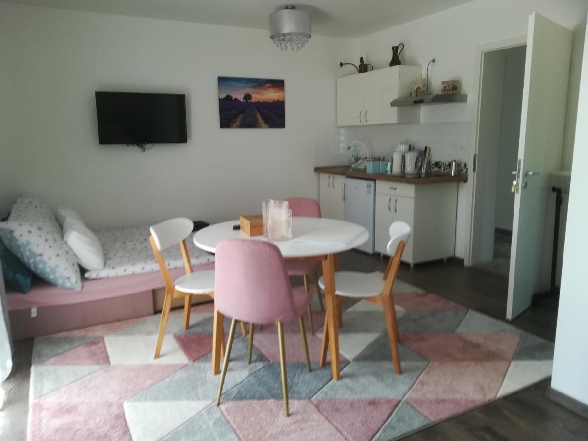 Edina Vendeghaz-gyenesdias Apartament Gyenesdiás